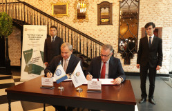 BDU İqtisadi İslahatların Təhlili və Kommunikasiya Mərkəzi ilə əməkdaşlıq haqqında anlaşma memorandumu imzalayıb