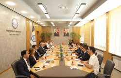 Çinin Lanzhou Maliyyə və İqtisad Universitetinin nümayəndə heyəti BDU-da