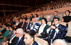 Bu il BDU-nun SABAH qruplarını 471 məzun bitirir