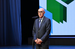 Bu il BDU-nun SABAH qruplarını 471 məzun bitirir