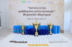 BDU-nun komandası intellektual oyunun qalibi olub