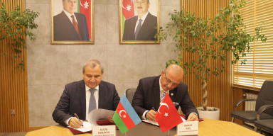 BDU-da Türkiyənin Çağ Universitetinin rektoru Murat Koçla görüş