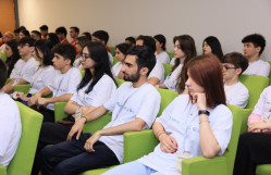 Qubada “Tarixin izi ilə: yaddaşımız gələcəyimizdir” III gənclər düşərgəsi çərçivəsində panel müzakirə keçirilib