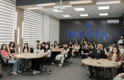 “Azərsun Holdinq” BDU-nun Jurnalistika fakültəsinin 6 tələbəsinə təqaüd ayırıb