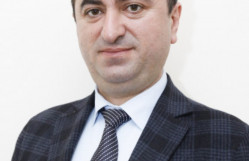 BDU-nun Sosial elmlər və psixologiya fakültəsinin dekan müavini Daxil Vəliyev vəfat edib