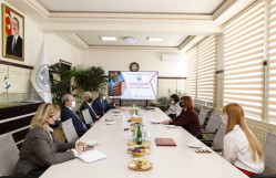 BDU-nun rektoru Elçin Babayev Qlazov Dövlət Pedaqoji Universitetinin rektorunu qəbul edib