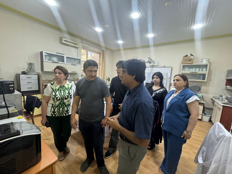 Pakistanın Quaid-i-Azam Universitetinin professoru BDU-nun Biologiya fakültəsində mühazirə deyib