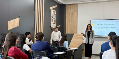 BDU-da təlim: “İmtahan stresinin idarə olunması”