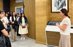 BDU tələbələri Heydər Əliyev Muzeyini ziyarət ediblər