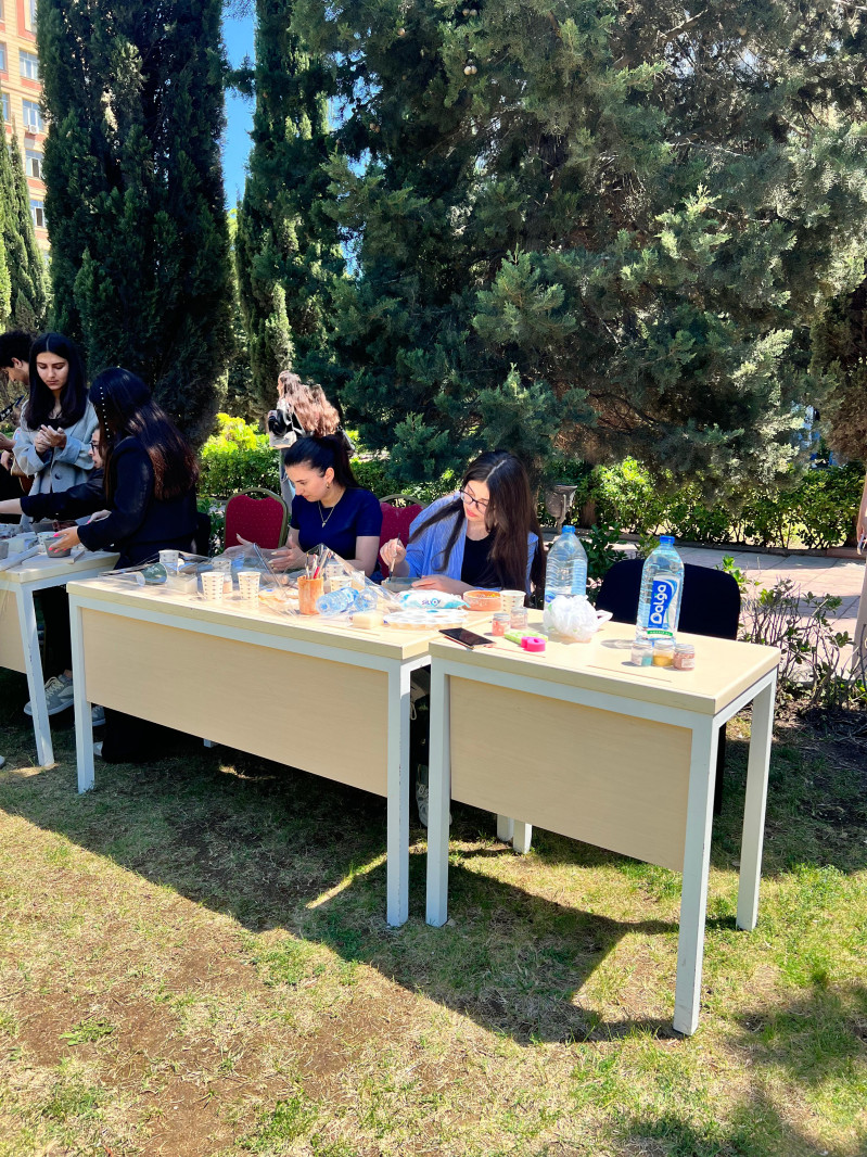 BDU-da “Art terapiya” təlimi