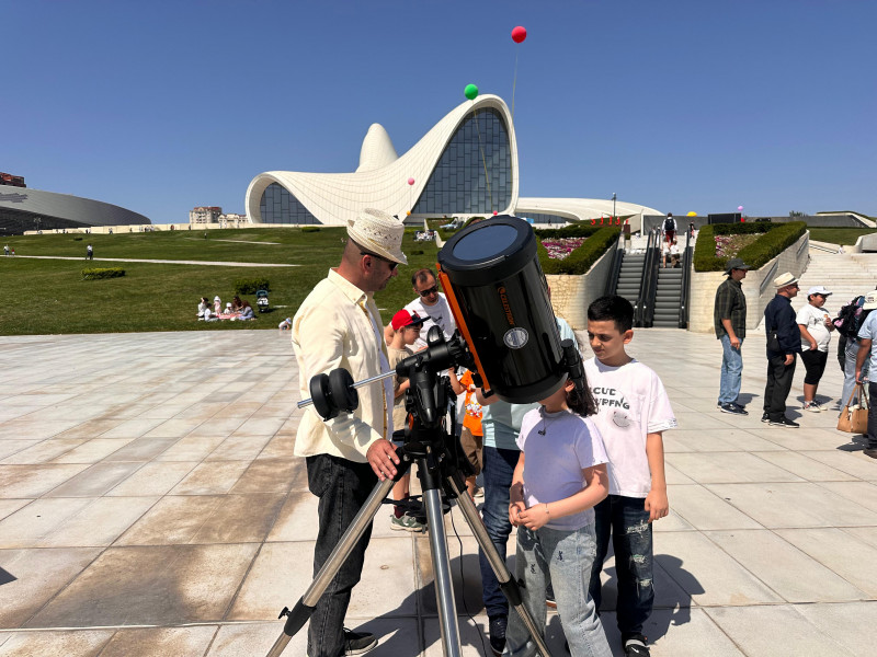 BDU Uşaqların Beynəlxalq Müdafiəsi Gününə həsr olunmuş festivalda iştirak edib