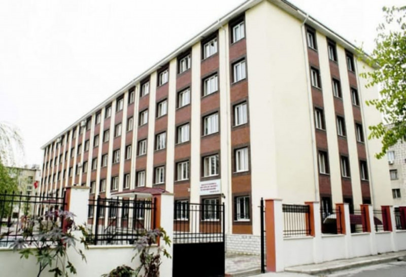 BDU-nun nəzdində “Gənc istedadlar” liseyi 2025/2026-cı tədris ili üçün  V sinfə şagird qəbulu elan edir