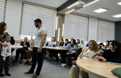 BDU-da elmi-praktik seminar: “Autizm probleminin korreksiyası zamanı istifadə olunan inteqrativ model”