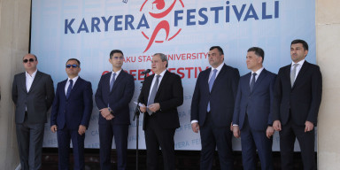 BDU-da Karyera Festivalının açılış mərasimi