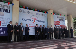BDU-da Karyera Festivalının açılış mərasimi