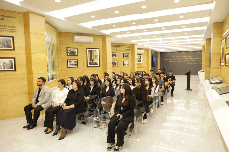 Milli Məclisin üzvü Pərvin Kərimzadə BDU-da "Azərbaycan müstəqillik illərində: Qurtuluşdan zəfərə" mövzusunda mühazirə deyib