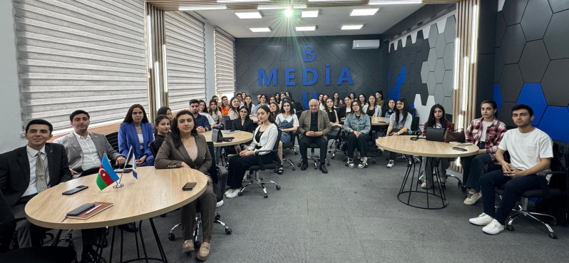 “Ulu Öndər Heydər Əliyevin milli mətbuat modeli”