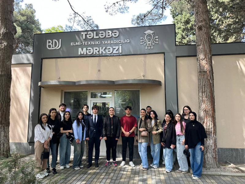 BDU-nun Geologiya fakültəsinin tələbələri Tələbə Elmi-Texniki Yaradıcılıq Mərkəzinə ekskursiya ediblər