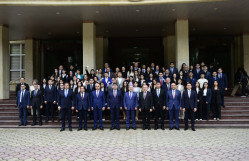 BDU və YAP-ın birgə təşkilatçılığı ilə “Ulu Öndər Heydər Əliyevin siyasi irsi: qüdrətli dövlətin əsasları” mövzusunda konfrans keçirilib