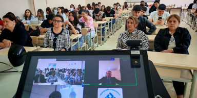 BDU-nun kafedra müdiri Naxçıvan Dövlət Universitetinin tələbələrinə ustad dərsi keçib