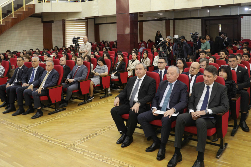 BDU-da “Konstitusiya və Suverenlik İli”nə həsr olunmuş Beynəlxalq konfrans