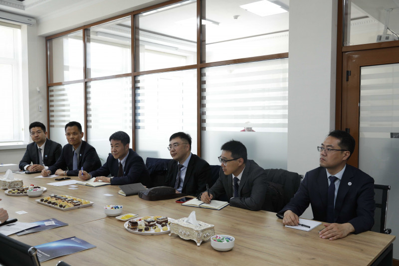 Çin Xalq Respublikasının Qlobal Enerji üzrə Qarşılıqlı Əlaqələrin İnkişafı və Əməkdaşlıq Təşkilatının nümayəndələri BDU-da