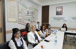 BDU-da “Rəqəmsal dövrdə media və kommunikasiya fəaliyyəti” mövzusunda Beynəlxalq konfrans öz işinə başlayıb