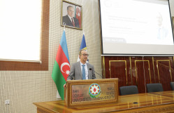 “Springer Nature” nəşriyyatının vitse-prezidenti BDU-nun professor-müəllim heyəti və gənc tədqiqatçıları ilə görüşüb