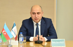 “Heydər Əliyevin uğurlu xarici siyasəti və Azərbaycanın yeni neft strategiyası” mövzusunda konfrans