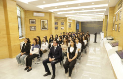 YAP Yasamal rayon təşkilatının sədri Bəxtiyar Nəbiyev BDU-da mühazirə deyib