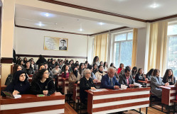 BDU-nun Filologiya fakültəsində tanınmış şair Fəxrəddin Ziya ilə görüş