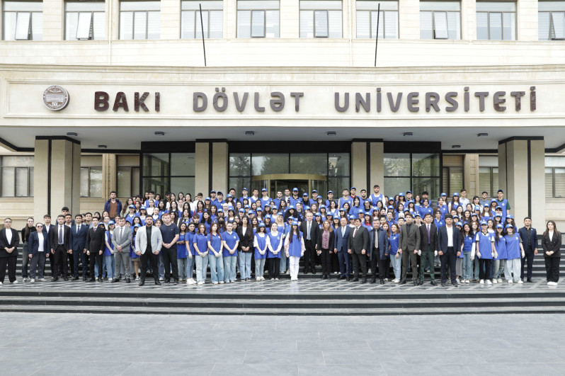 BDU-da çiçəkəkmə aksiyası