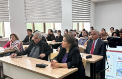 Türkiyənin Bursa Uludağ Universitetinin professoru BDU-da elmi seminar keçib