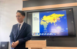 Koreyalı diplomat BDU tələbələrinə mühazirə deyib