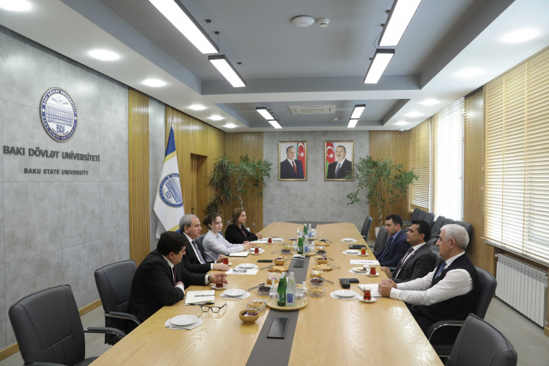 BDU-da ICESCO-nun elm və texnologiya üzrə müşaviri Məhəmməd Şərif ilə görüş