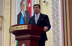 BDU-da "Liderlik nədir? - yeni nəsil yanaşma" mövzusunda tədbir keçirilib