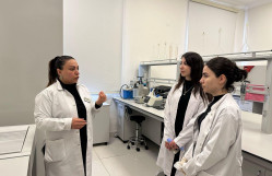 BDU-nun magistrantlarına Tərəvəzçilik Elmi-Tədqiqat İnstitutunda innovativ tədris metodları ilə dərs keçilir