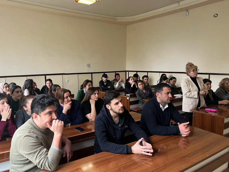 BDU-da “Sintetik biologiya" mövzusunda elmi seminar keçirilib