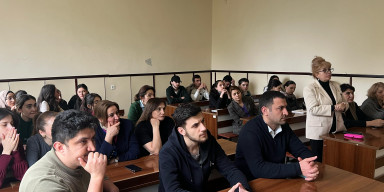 BDU-da “Sintetik biologiya" mövzusunda elmi seminar keçirilib