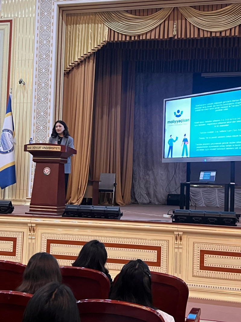 Mərkəzi Bank BDU tələbələri üçün infosessiya keçirib