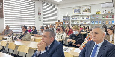 BDU-da oxucu məmnunluğu probleminin sosial-fəlsəfi mahiyyəti araşdırılıb