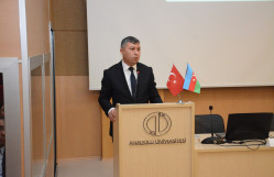 Eskişehirdə BDU-nun həmtəşkilatçılığı ilə azərbaycanlılara qarşı törədilmiş soyqırımlara həsr olunmuş konfrans keçirilib