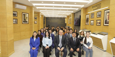 BDU-da “Heydər Əliyev mühazirələri”: Milli Məclisin üzvü Rizvan Nəbiyevlə görüş