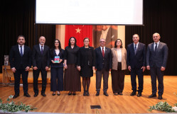 İzmirdə BDU-nun həmtəşkilatçılığı ilə azərbaycanlılara qarşı törədilmiş soyqırımlara həsr olunmuş konfrans keçirilib