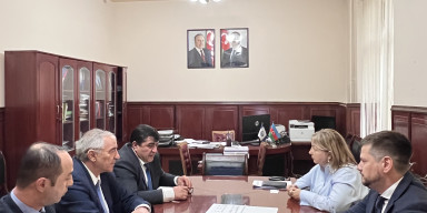 BDU-da Moskva Dövlət Geodeziya və Kartoqrafiya Universitetinin nümayəndə heyəti ilə görüş