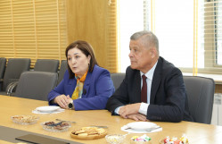 BDU-da Özbəkistanın Nizami adına Daşkənd Dövlət Pedaqoji Universitetinin rektoru ilə görüş