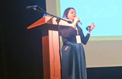 BDU-nun elmi işçisi arı xəstəliklərinə dair konfransda çıxış edib