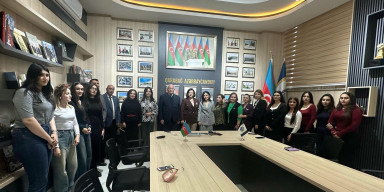 BDU-da “İrəvan ədəbi mühiti” mövzusunda tədbir keçirilib