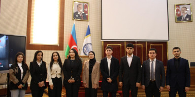 BDU-da “TEDx” formatında görüş