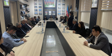 BDU-da dəyirmi masa: “Elmi innovasiya və biotexnologiyalar: ekoloji tarazlığın davamlı təminatında yeni perspektivlər”